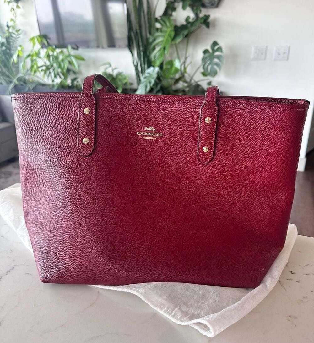 Coach City Tote Red Leather Crossgrain Leather Zip Tote
